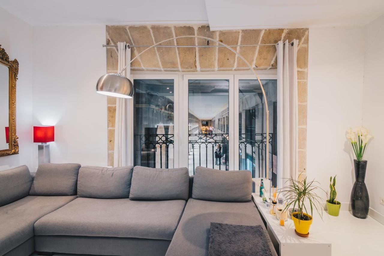 Plaza Nueva Apartment By People Rentals Bilbau Exterior foto